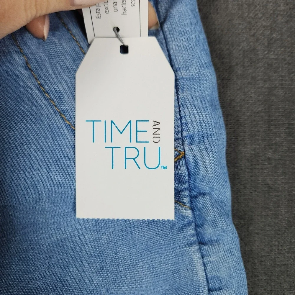Time & Tru Shorts Womens Size XS Pull On High Rise Tencel Light Blue NWT - Picture 3 of 10